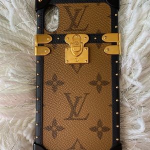Louis Vuitton Eye trunk for Iphone X/XS